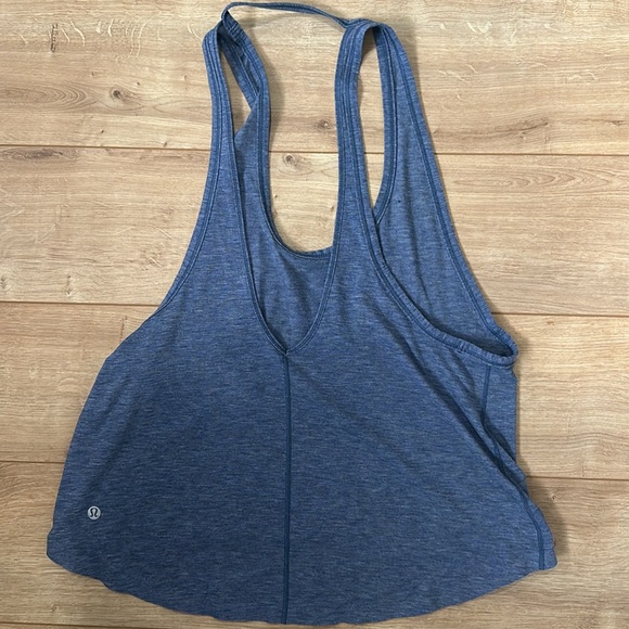 Lululemon Intended Tank. Heathered Dark Cobalt size 4 - Picture 2 of 6